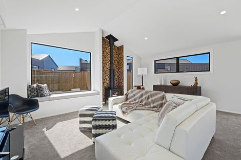 Photo of property in 5 Merivale Avenue, Wanaka, 9305