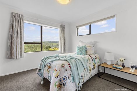 Photo of property in 41 Peterhouse Street, Tawa, Wellington, 5028