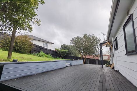Photo of property in 3 Melia Grove, Goodwood Heights, Auckland, 2105