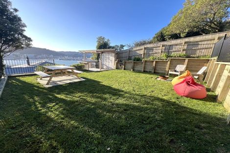 Photo of property in 11 Mcintyre Avenue, Mount Victoria, Wellington, 6011