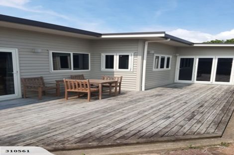 Photo of property in 60 Pipiroa Road, Ngatea, 3503