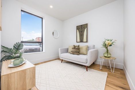 Photo of property in 4d Treasury Place, Onehunga, Auckland, 1061