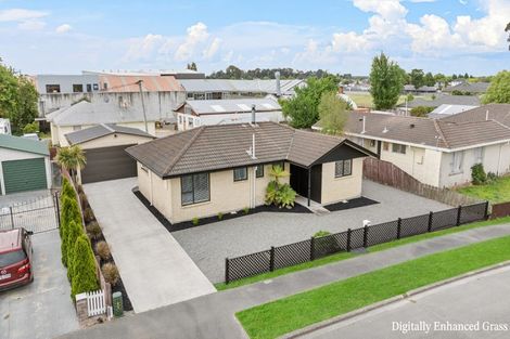 Photo of property in 7 Mchaffies Place, Wainoni, Christchurch, 8061