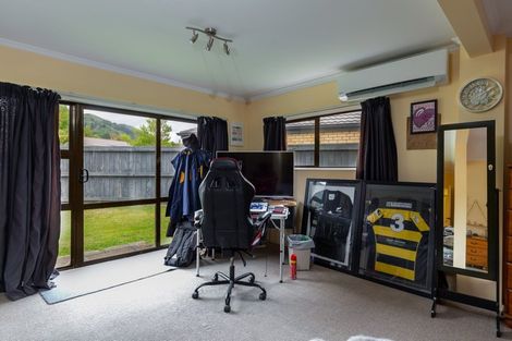 Photo of property in 14 Huia Street, Waikawa, Picton, 7220