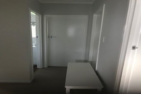 Photo of property in 15 Vandeleur Avenue, Birkdale, Auckland, 0626