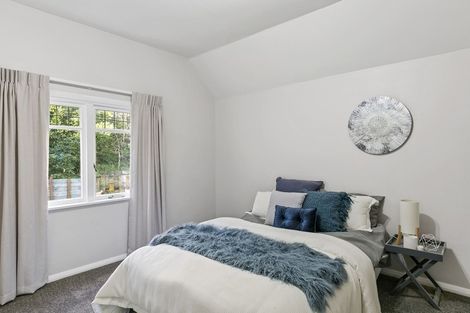 Photo of property in 15 Lower North Terrace, Kelburn, Wellington, 6012