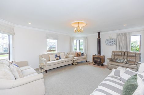 Photo of property in 3 Regent Street, Pahiatua, 4910