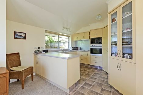 Photo of property in 7 Saint Hill Rise, Havelock North, 4130