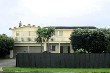 Photo of property in 162 Manly Street, Paraparaumu Beach, Paraparaumu, 5032