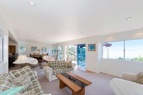Photo of property in 65 Duncansby Road, Stanmore Bay, Whangaparaoa, 0932