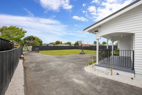 Photo of property in 2 Alma Place, Milson, Palmerston North, 4414