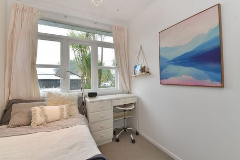 Photo of property in 1/108 Parkhurst Road, Parakai, 0830