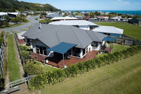 Photo of property in 55 Kotuku Road, South Bay, Kaikoura, 7300