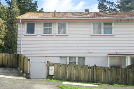 Photo of property in 7-9 York Place, Cannons Creek, Porirua, 5024