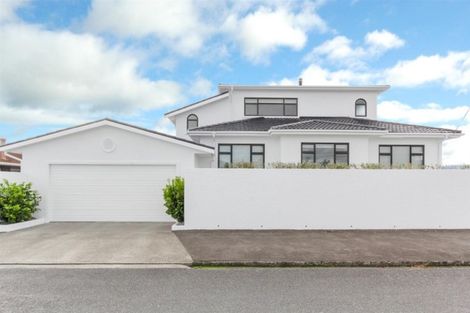 Photo of property in 1 Barriball Street, Fitzroy, New Plymouth, 4312