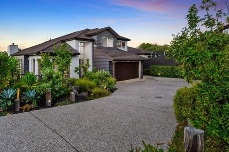 Photo of property in 250 Schnapper Rock Road, Schnapper Rock, Auckland, 0632