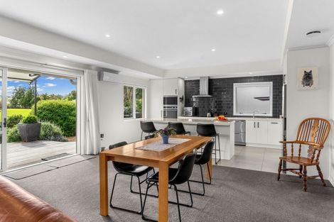 Photo of property in 72 Kedge Drive, Mangawhai, 0505