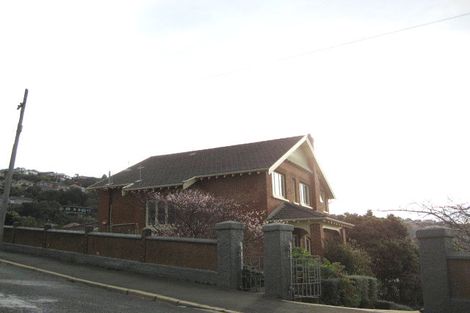 Photo of property in 18 Cliffs Road, Saint Clair, Dunedin, 9012