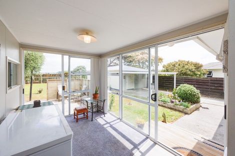 Photo of property in 45 Sutherland Crescent, Westbrook, Palmerston North, 4412