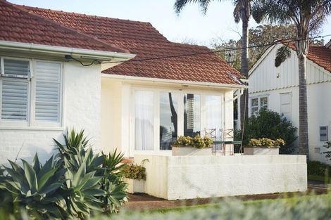 Photo of property in 3 Alison Avenue, Takapuna, Auckland, 0622