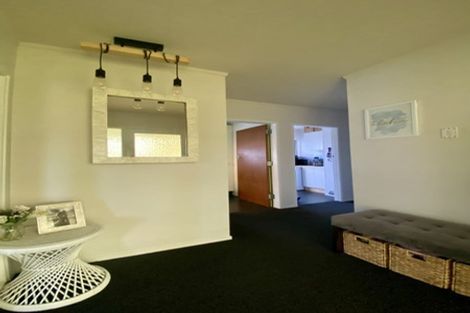 Photo of property in 10 Storey Avenue, Forest Lake, Hamilton, 3200