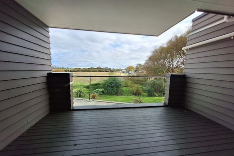 Photo of property in 24 Wallson Crescent, Wiri, Auckland, 2104