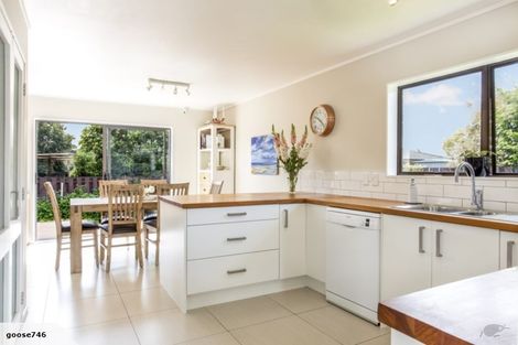 Photo of property in 25 Lakeside Drive, Pahurehure, Papakura, 2113