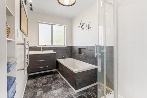 Photo of property in 211 Big Stone Road, Brighton, 9091