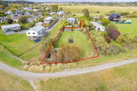 Photo of property in 20b Swindells Road, Waikuku Beach, 7473