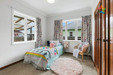 Photo of property in 15 Godley Street, Waterloo, Lower Hutt, 5011