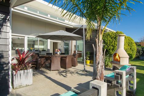 Photo of property in 11 Renner Place, Pyes Pa, Tauranga, 3112