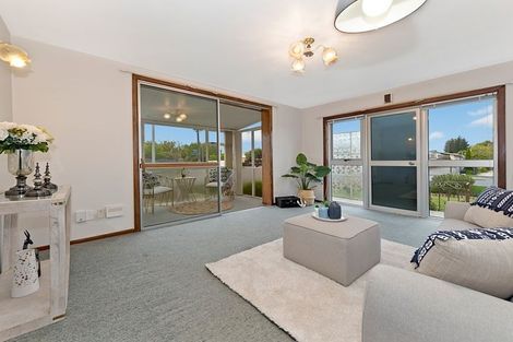 Photo of property in 2/10 Nyoli Street, Northcote, Christchurch, 8052