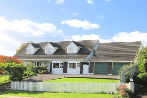 Photo of property in 2 Rochas Place, Clover Park, Auckland, 2019