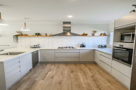 Photo of property in 6 Springside Court, Huntington, Hamilton, 3210