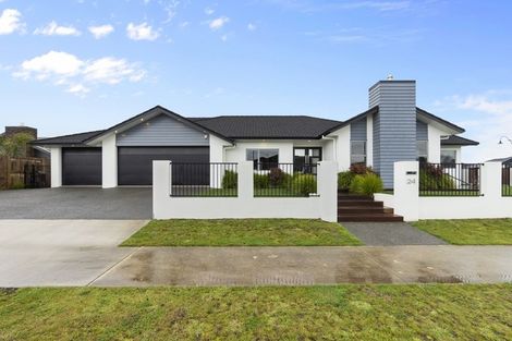 Photo of property in 24 Batten Drive, Flagstaff, Hamilton, 3210