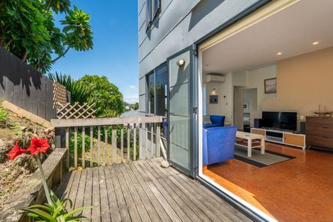 Photo of property in 2/701 Great North Road, Grey Lynn, Auckland, 1021