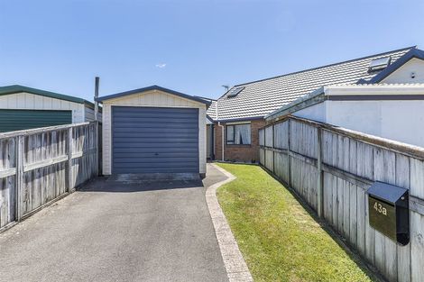Photo of property in 43a Apple Terrace, Ranui, Porirua, 5024