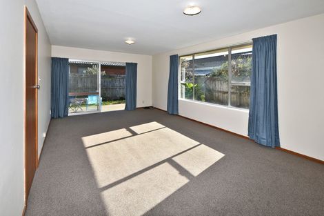 Photo of property in 3/61 Division Street, Riccarton, Christchurch, 8041