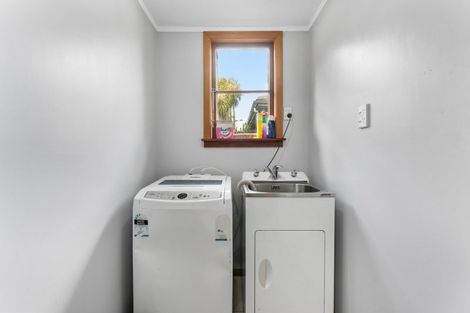 Photo of property in 63 Brightwater Terrace, Terrace End, Palmerston North, 4410