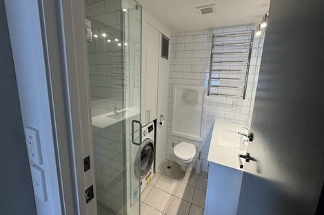 Photo of property in The Capital, 17/370 Oriental Parade, Oriental Bay, Wellington, 6011