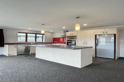 Photo of property in 3a Oxford Crescent, Ebdentown, Upper Hutt, 5018