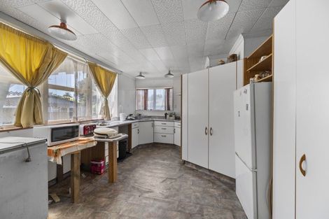 Photo of property in 102 Frederick Street, Mayfair, Hastings, 4122