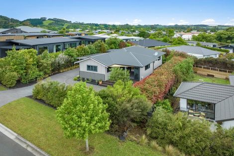 Photo of property in 6 Laly Haddon Place, Matakana, Warkworth, 0985