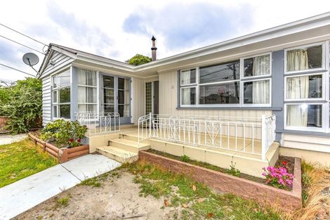 Photo of property in 12 Rowan Avenue, Aranui, Christchurch, 8061