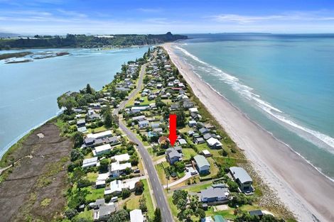 Photo of property in 575 Pukehina Parade, Pukehina, Te Puke, 3189
