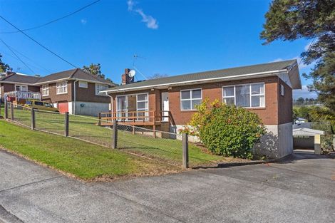 Photo of property in 42 Saffron Street, Birkdale, Auckland, 0626