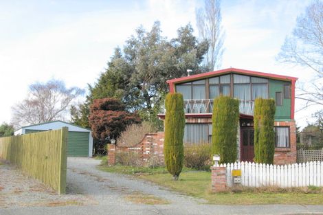 Photo of property in 12 Worsley Street, Te Anau, 9600