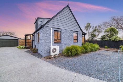 Photo of property in 47a Inwoods Road, Parklands, Christchurch, 8083