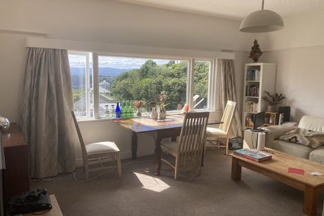 Photo of property in 5/56 Tanera Crescent, Brooklyn, Wellington, 6021