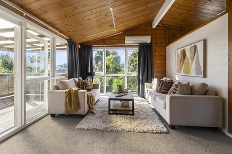 Photo of property in 56b Woodglen Road, Glen Eden, Auckland, 0602